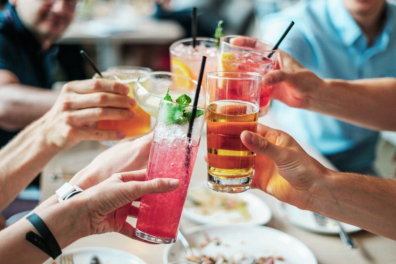 Réussir l’organisation d’un cocktail dînatoire : suivez nos conseils